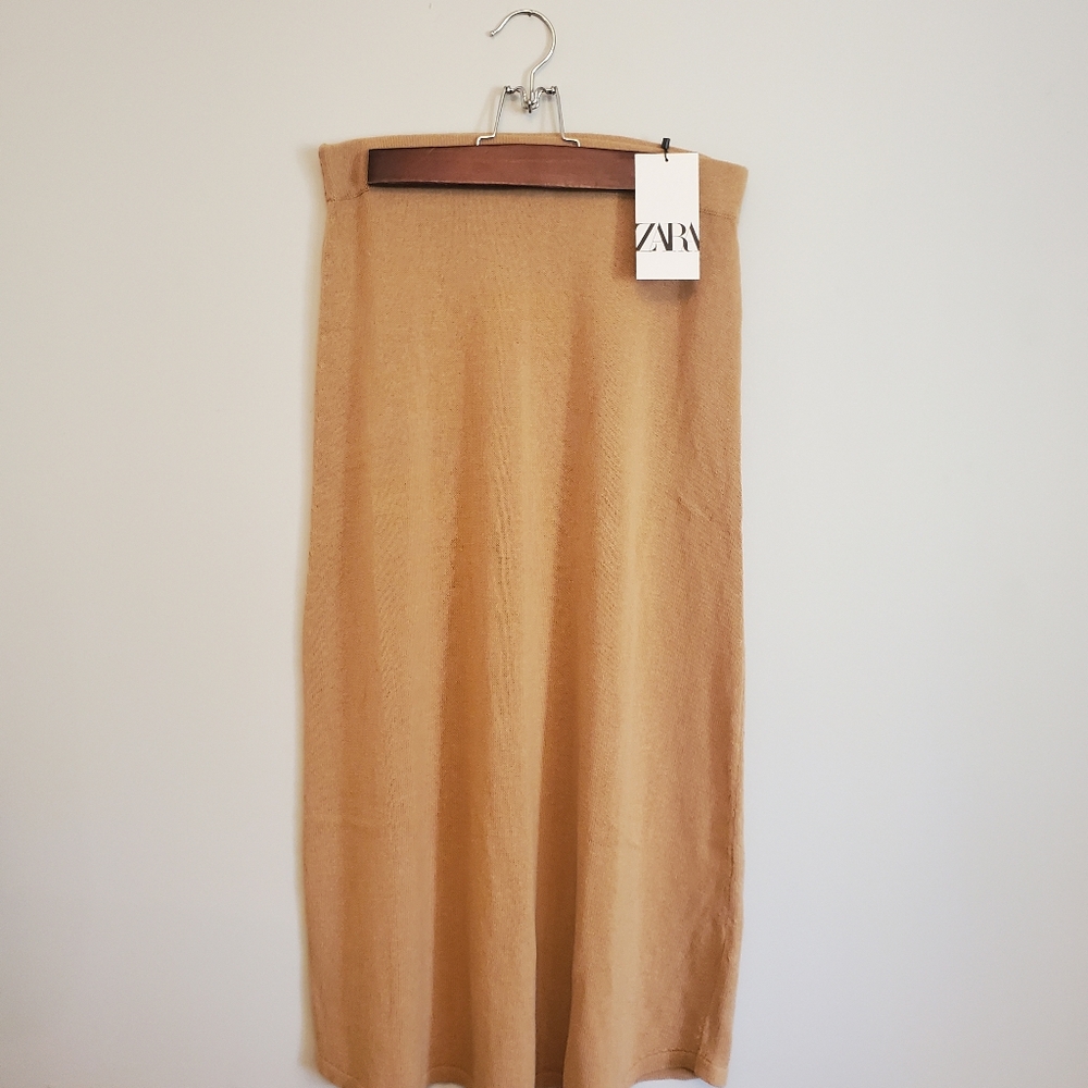 NWT Zara skirt size M